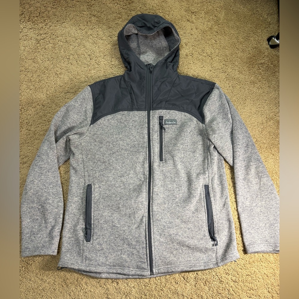 Avalanche Men’s Large Black and‎ Gray Jacket